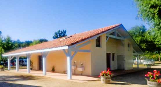 Camping landes sanitaires